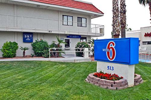 Motel 6 Phoenix Tempe - Broadway - Asu