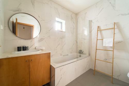 Esp�rito Santo - T4 Apartamento Familiar - Braga