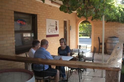 The Vineyards Motel