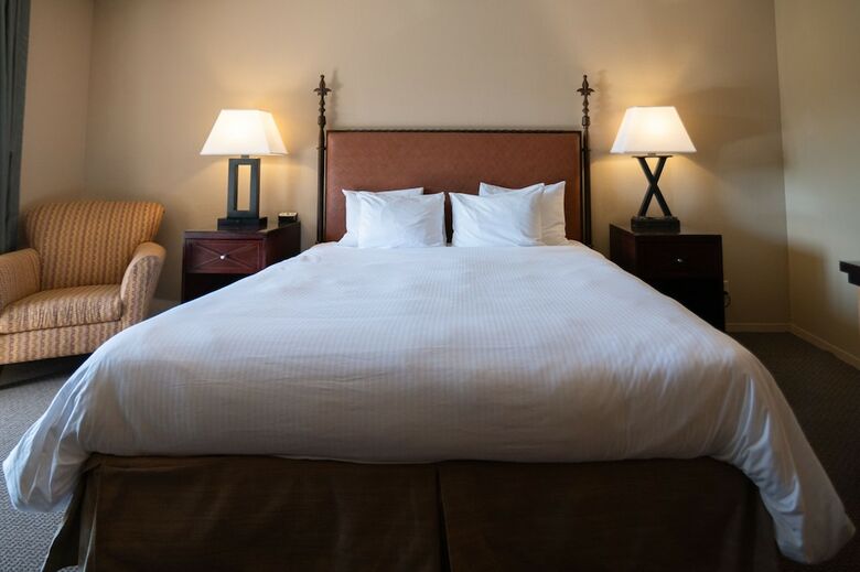 Hotel Riverside Inn