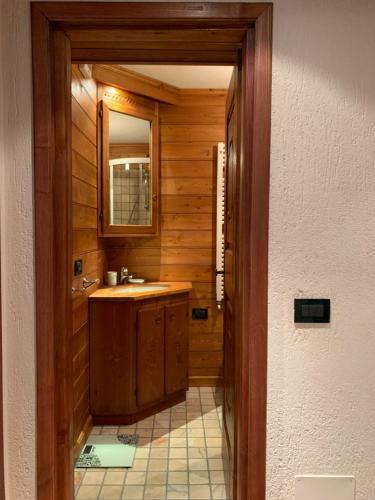 Comfortable Apartment In Courmayeur