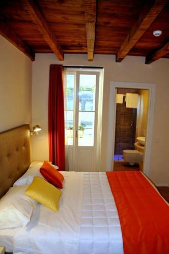 Hostal Altido La Corte Fiorita Como