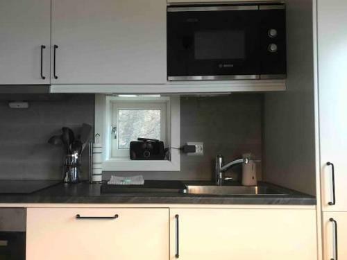 Private Newly Built Waterfront Cabin In Lofoten