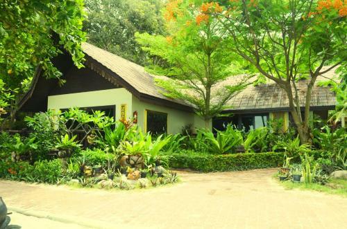 Hotel Paradise Pearl Bungalows