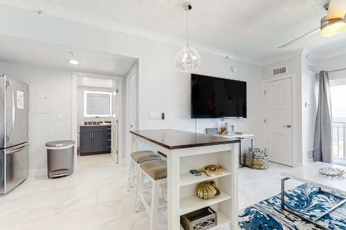 Coconut Palms Beach Resort II 4512