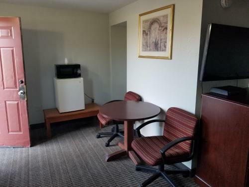 Motel Budget Host Inn Eagan