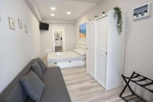 Hostal Ag Luxury Rooms