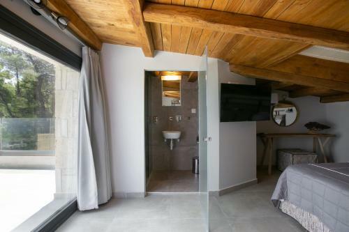 The Euphoria Club Luxury Villas