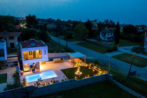 Villa Achinos Luxury Accomodation- Pefkochori Chalkidiki