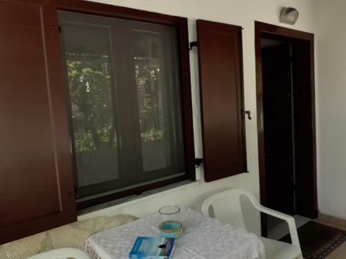 Spacious House 100 Metres From The Beach