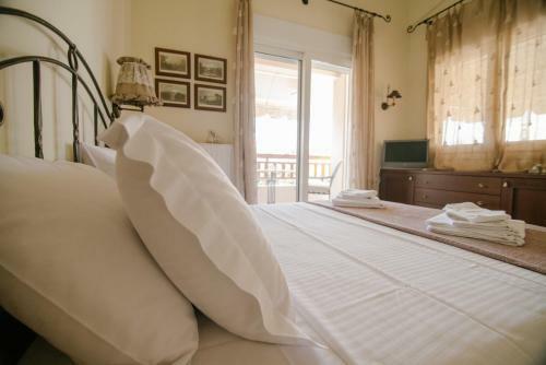 Dreamcatcher Luxury Villa, 1 Min Walk To Beach