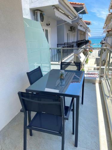 Katia Apartments