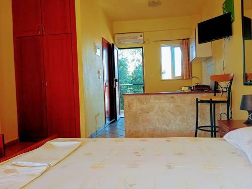 Tsirkoudis Apartments