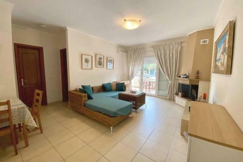 Theia Apartment In Pefkochori