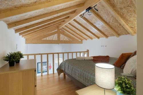Stylish Duplex House - Terrace & River View