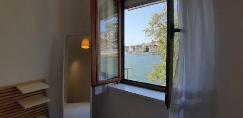 Apartamento Amazing River Views - 3 Suites Appartment, Free Parking