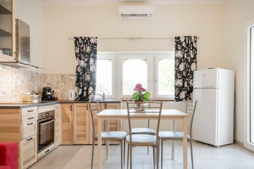 Refined Apartment In Trullo With Parking