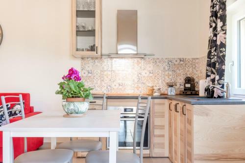 Refined Apartment In Trullo With Parking