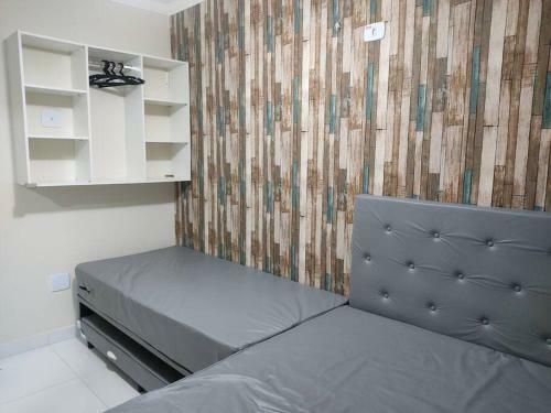 Apto Lindo-piscina, Sauna, Churrasqueira E 2 Vagas