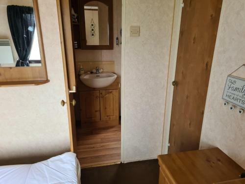 6 Berth On Golden Sands Uk Cottage