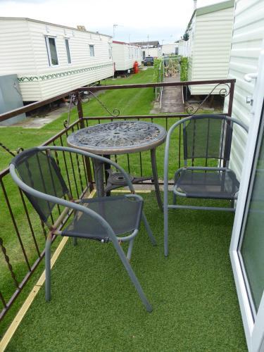 Apartamento Self Contained 2 Bedroom Caravan Next To Beach