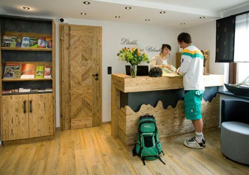 Hostal Pension Und Apartment Haus Angelika