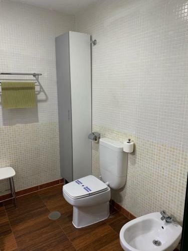 Hostal - Bungalows Camping C�ceres
