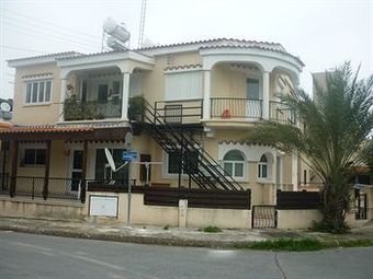 Apartamento Larnaca Budget Residences