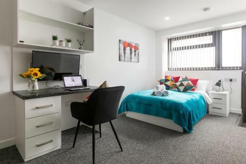 Studio Apartments By Lyter Living Serviced Accommodation With Desks & Wifi