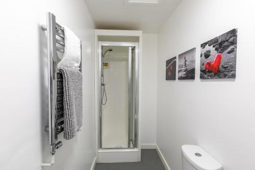 Studio Apartments By Lyter Living Serviced Accommodation With Desks & Wifi