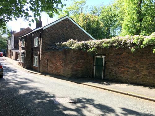 Brookfield Cottage
