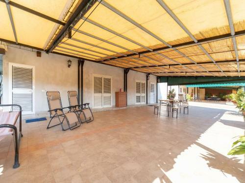 Pleasant Holiday Home In Priverno With Swimming Pool
