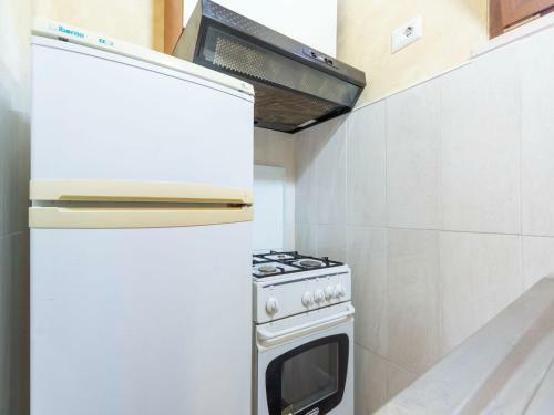Pleasant Holiday Home In Priverno With Swimming Pool