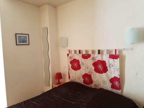 Hotel H�tel Des Po�tes Avec Garage Priv�