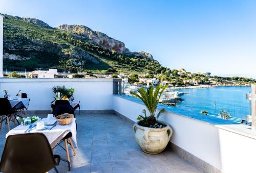 B&B UNA Terrazza Sul Golfo Di Sferracavallo
