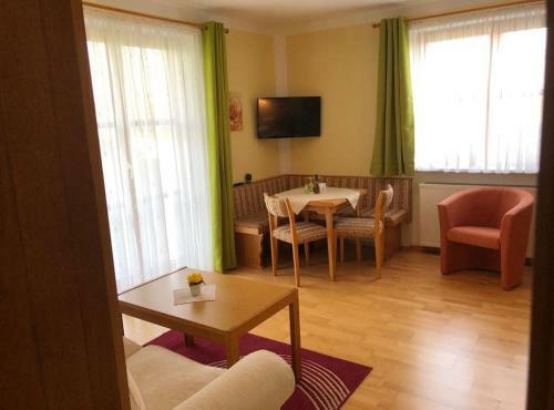 Hostal G�stehaus Bauer Am Golfplatz