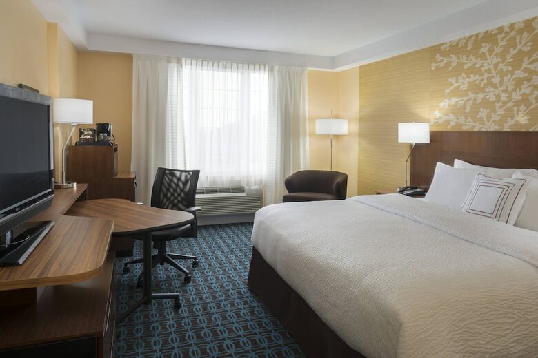 Hotel Country Inn And Suites Ottawa West