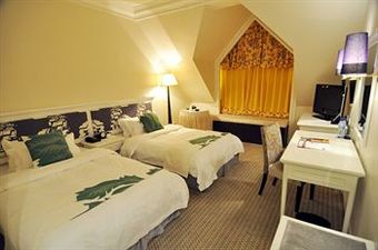 The Castle Hotel