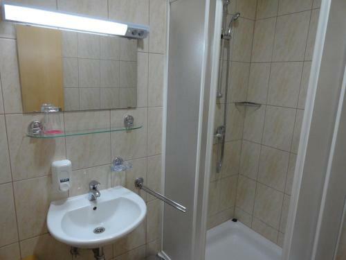 Hostal Rooms Klampfer
