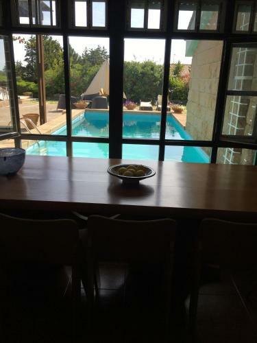 Villa Di Design Con Il Tetto Verde