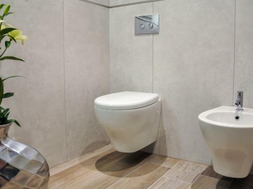 Locazione Turistica Luxury Apartments-1