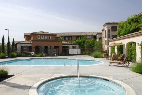 Apartamentos Sacramento Guest Services