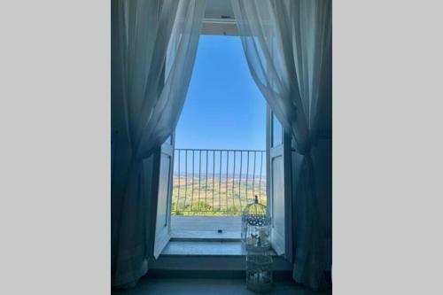 Cortona: Uno Sguardo Sull'infinito