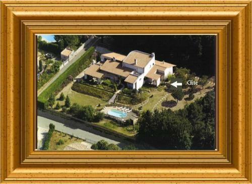 La Pinede Avec Piscine,gite de Charme Du Midi