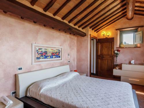 Lavish Villa In Cortona With Swimming Pool