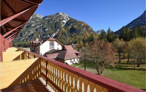 Amazing Apartment In Dobbiaco With Sauna