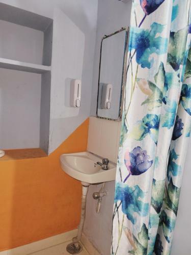 Hostal Akshay Guest House