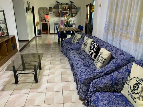 Besa�es