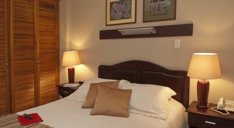 Aparthotel La Sabana