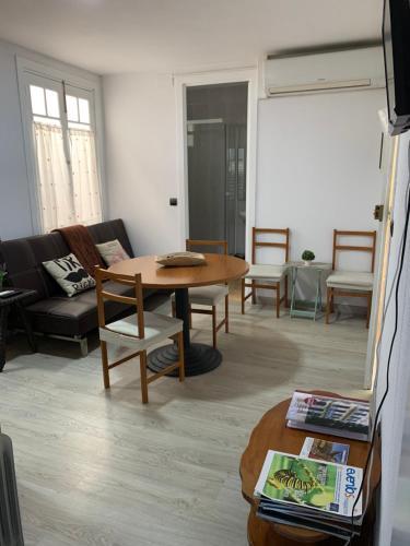 Apartament Via De L'imperi Rom�